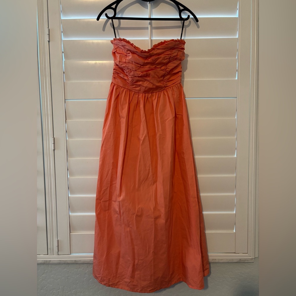 Forever 21 Strapless 🍑 Dress